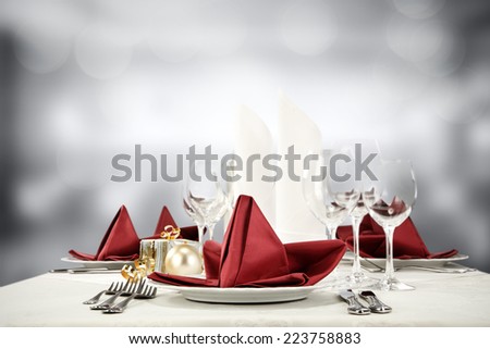 plate of napkin and silver space
