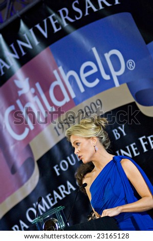 SCOTTSDALE, AZ - JANUARY 9: Fox News anchor Megyn Kelly receives the Childhelp Positive Impact in the Media Award at the Childhelp Drive the Dream Gala on January 9, 2009 in Scottsdale, AZ.
