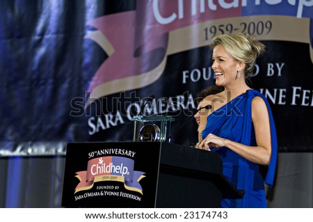 SCOTTSDALE, AZ - JANUARY 9: Fox News anchor Megyn Kelly receives the Childhelp Positive Impact in the Media Award at the Childhelp Drive the Dream Gala on January 9, 2009 in Scottsdale, AZ.