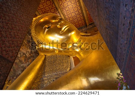 Reclining Buddha in Wat Pho Bangkok