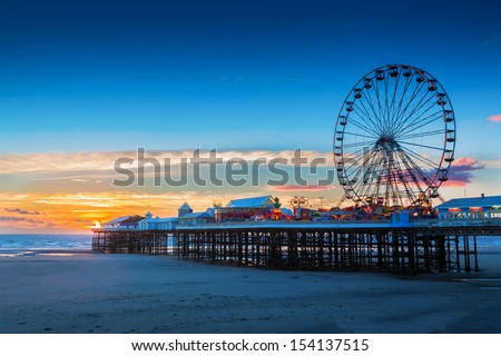 Blackpool Central Pier And Ferris Wheel, Lancashire, Uk