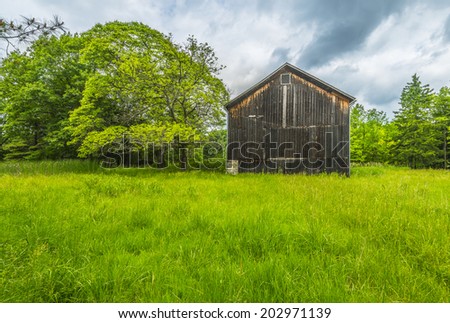 Old Barn Along Valley Trail