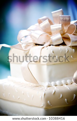 stock photo this is a very cool wedding cake with sugar ribbons on top