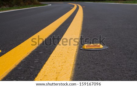 Roadway devider lines and markers