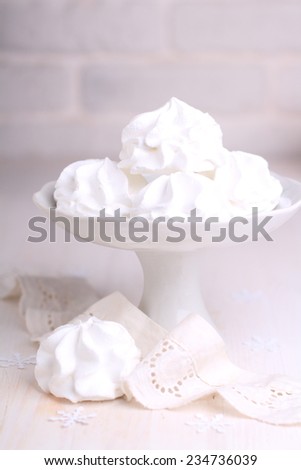 meringue cake
