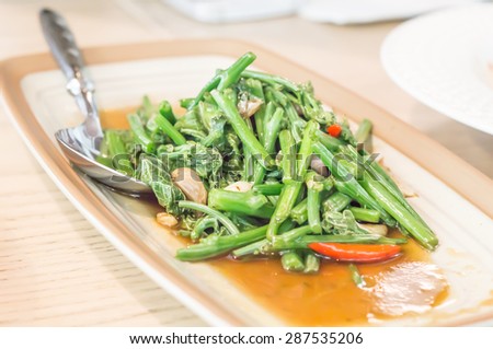 Fried water spinach with oyster sauce
