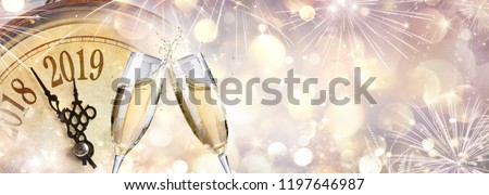 New Year 2019 - Toast With Champagne And Clock