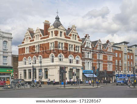 London, England - August 23, 2012: Crossroad Between Clapham High Street And Venn Street In London