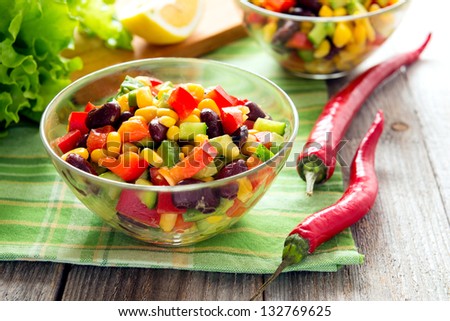 Salad from kidney bean, hot and sweet peppers