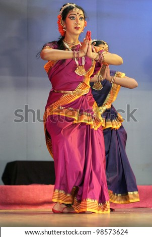 HYDERABAD,AP,INDIA-MARCH 21:Artists present Dance ballet Matru Devo Bhava on the International Mothers\' Day at ravindra bharati on March 21,2012 in Hyderabad, India.Mothers in mythology were shown.