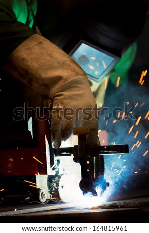 an automatkus welding machine during work