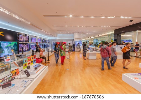 Bangkok - December 5: People Shop In Sony Shop At Siam Paragon On Dec 5, 13. The Company Is One Of The Leading Manufacturers Of Electronic Products, Ranked 87th On The 2012 List Of Fortune Global 500.