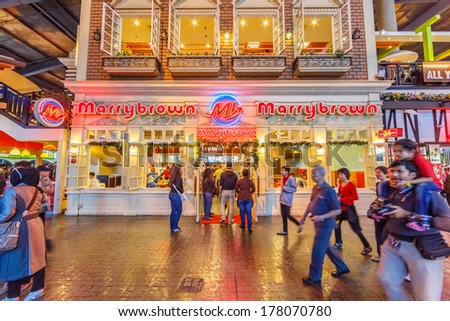 GENTING HIGHLANDS, MALAYSIA - DEC 21 : Marrybrown store in First World Plaza on Dec 21,13 in Genting Highlands. It\'s a shopping centre, consists of shops, restaurants, an indoor theme park, ect.