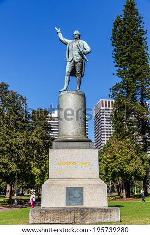 SYDNEY - MAY 10 : Captain Cook statue at Hyde park, Sydney, Australia on May 10, 14. The statue was erected to commemorate Captain Cook`s discovery of the east coast of Australia in 1770.