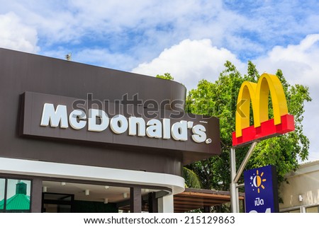 BANGPRAKONG, THAILAND - JUN 14: McDonal\'s Logo on Jun 14 in Motorway Rest Area.. It is the world\'s largest chain of hamburger fast food restaurants, serving around 68 million customers daily.