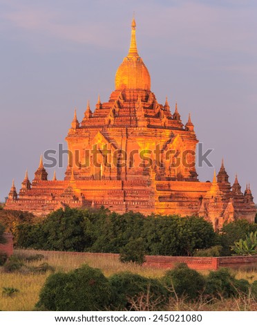 Htilominlo Temple at twilight in Bagan at the sun set, myanmar