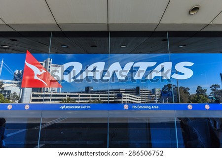 MELBOURNE, AUSTRALIA - MAR 22: Qantas logo at Melbourne International Airport on Mar 22, 2015 in Melbourne. Qantas is Australia\'s largest airline.