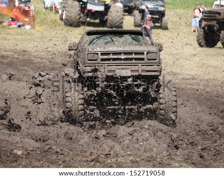 Off road mud track