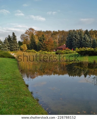 Autumn scenery - autumn  park -  city Lodz