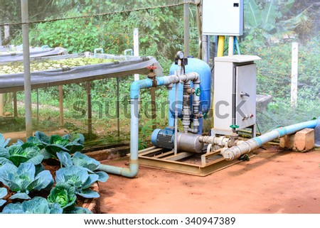 Electric motor water pump for hydroponics plantation system.