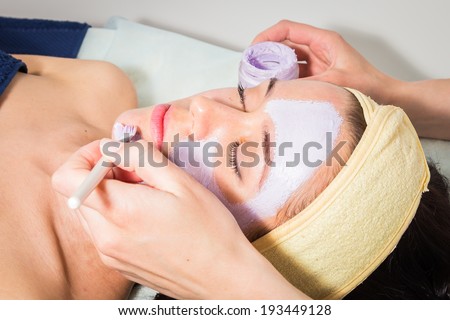 facial mask treatment