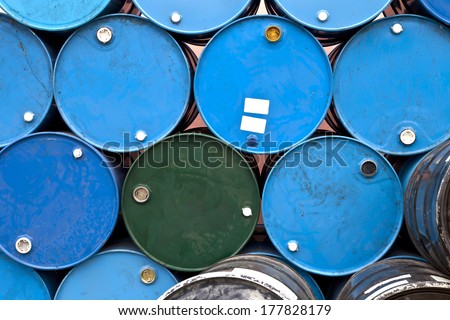 Stacked blue tanks, oil tanks, gasoline tanks, fuel tanks, asphalt tanks, oil barrels, chemical drums, circles, circles design