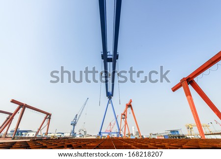 Shipbuilding gantry crane factory site