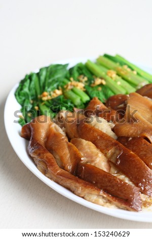 Stewed Pork Knuckle is popular Chinese food ,usually eat with white wheat Bun. Anyway most of Chinese food have Cholesterol and fat.