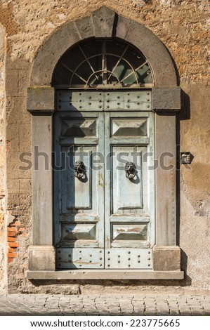 The door to the magic world, Tuscany