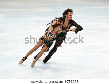 Russia\'s Jana Khokhlova and Sergei Novitski during their free dance at the 2007 Trophy Eric Bompard, Paris, Bercy. This is the dance\'s free program as of season 2007 and 2008.