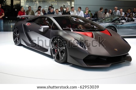 Lamborghini 4 Porte