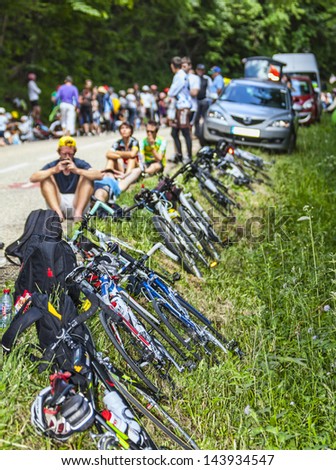 APREMONT,FRANCE-JULY 13 :Bicycles and spectators on the roadside waiting for the cyclists on the road to mountain pass Granier  during the stage 12 of Le Tour de France in Apremont on 13 July 2012.