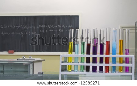 Image from a chemistry laboratory room.The focus is on the tubes stand.