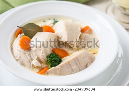 Poultry blanquette, white meat stew cooked in a white stock with aromatic flavorings