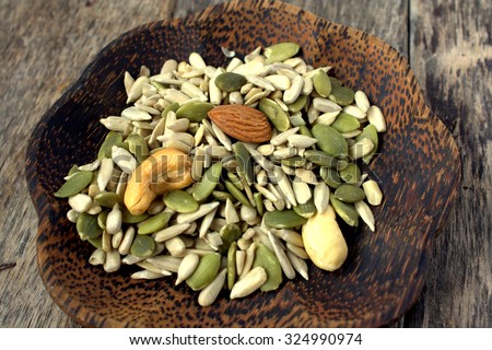 Combination of mixed nut, walnut, cashew nut, sunflower seeds, pumpkin seeds