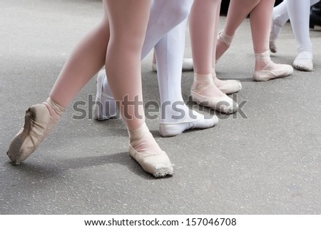 Classical dancers in the street