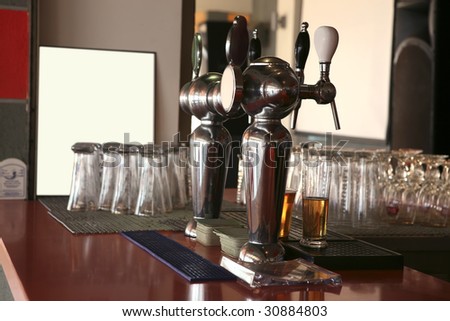 bar with glasses and beer