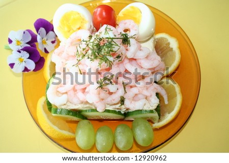 Shrimps sandwich