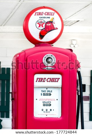 DWIGHT, IL/USA - MAY 4: Vintage Fire Chief gas pump at Ambler\'s Texaco Gas Station, on Route 66, on May 4, 2013, in Dwight, Illinois. National Register of Historic Places