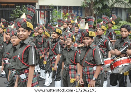 Mumbai, India - January 23, 2014 - Students parading near Marine Drive  during the rehearsal on 23 January 2014 for India\'s Republic Day to be held on 26 January 2014