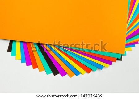 Accurately spread out color cardboard. It is possible to use as a color sample.