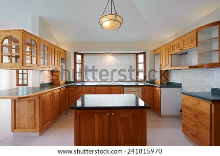 Interior design: Big modern kitchen
