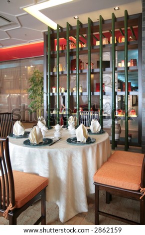 Decorative China display at a fine dining Chinese cuisine restaurant