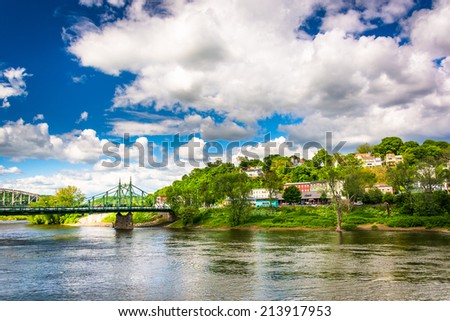 Phillipsburg, New Jersey, seen across the Delaware River from Easton, Pennsylvania.