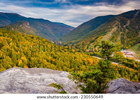 Early fall view from Bald Mountain, at Franconia Notch State Park, New Hampshire.