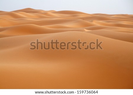 The sand dunes of Erg Chebbi, among the highest and most beautiful in the Moroccan Sahara. Near Merzouga, Sahara, Morocco.