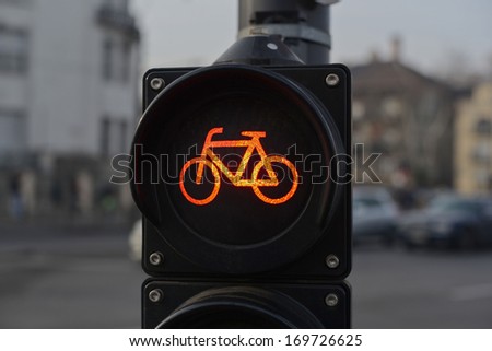 Red traffic light with bicycle special for cyclers
