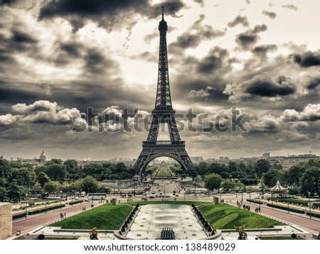 Tour Eiffel, Paris. Wonderful view of famous Tower from Trocadero Gardens.