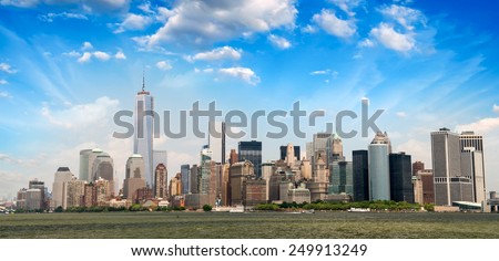 Lower Manhattan skyline from East River - New York.