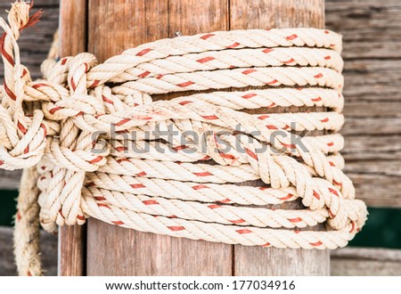 Small knot rope and bamboo trunk
